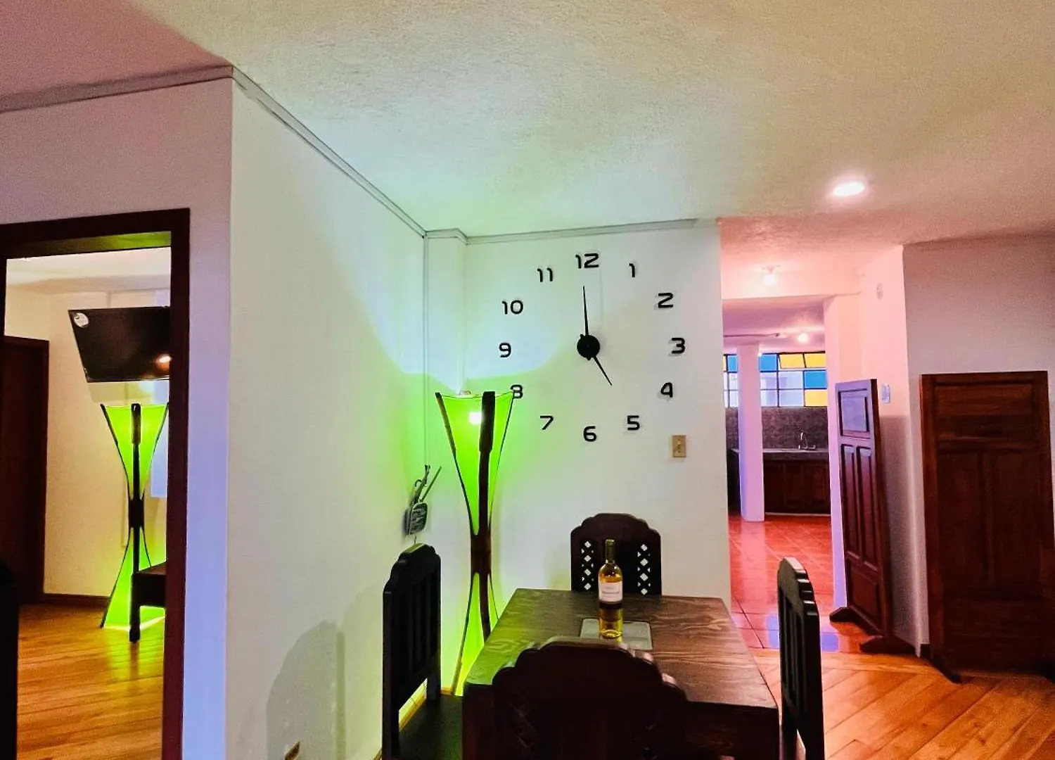 Apart Hotel Loma Chica Quito 0*,